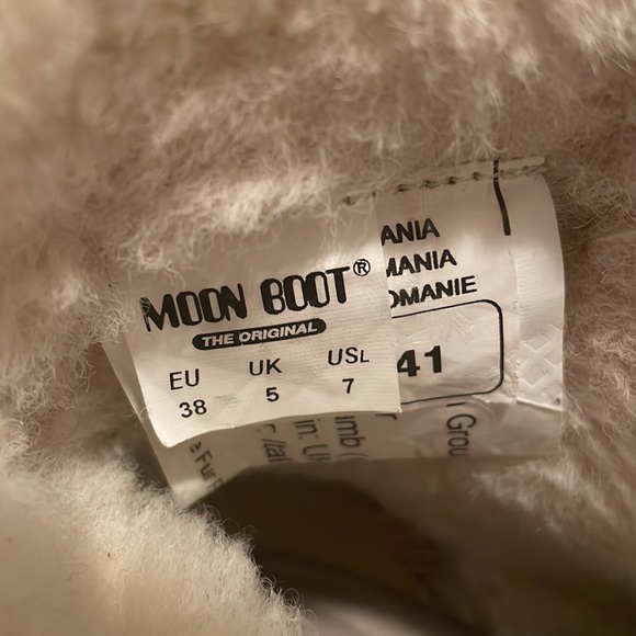 Moonboot Lace Up Suede Shearling Snow Boot - Picture 5 of 7